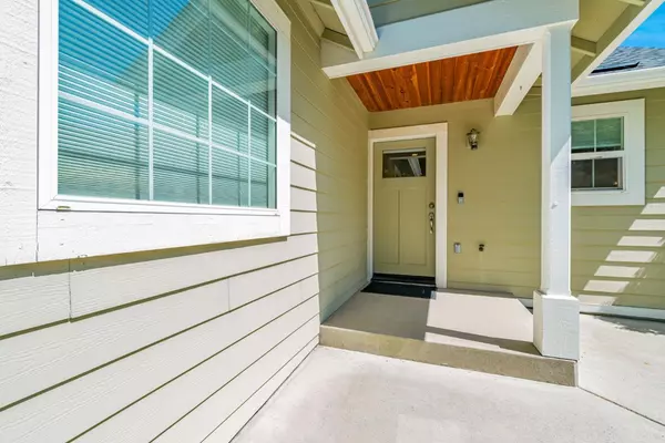 Murphys, CA 95247,115 Fairway Village CT