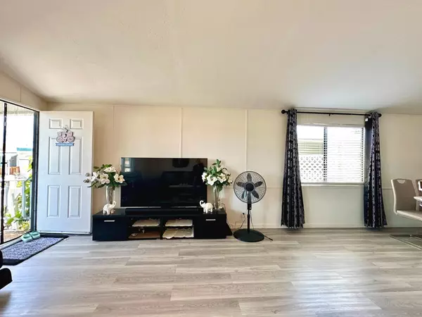 San Jose, CA 95125,2150 Almaden RD 73