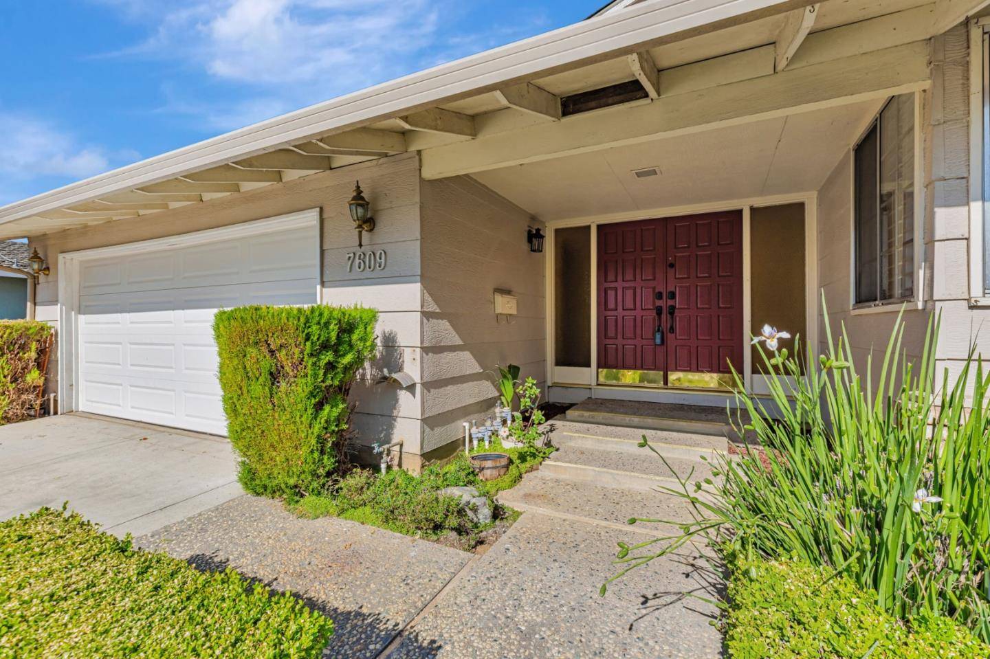 Gilroy, CA 95020,7609 Santa Paula DR