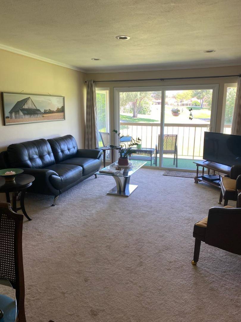 San Diego, CA 92128,12555 Oaks North DR 206