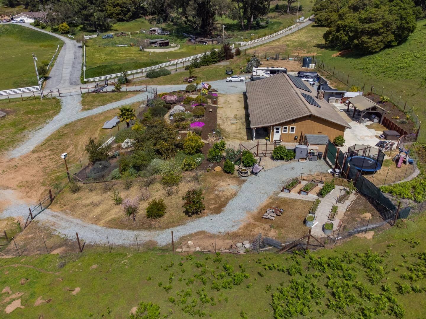 Prunedale, CA 93907,20150 Tarawild CT