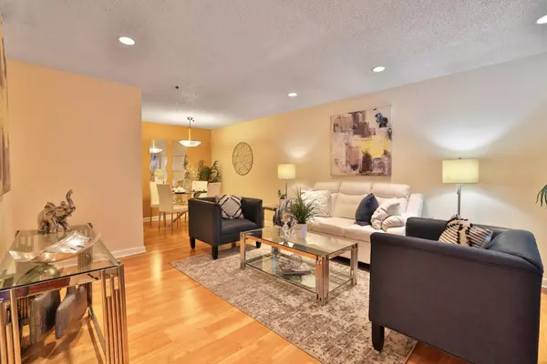 695 S Knickerbocker DR 4, Sunnyvale, CA 94087