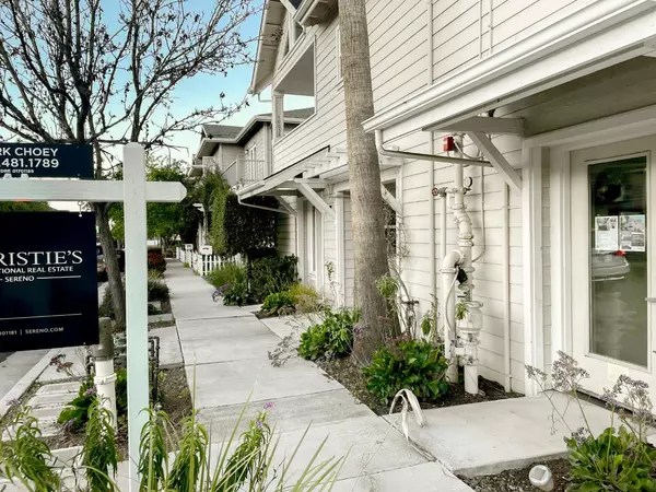 Cupertino, CA 95014,10056 Orange AVE
