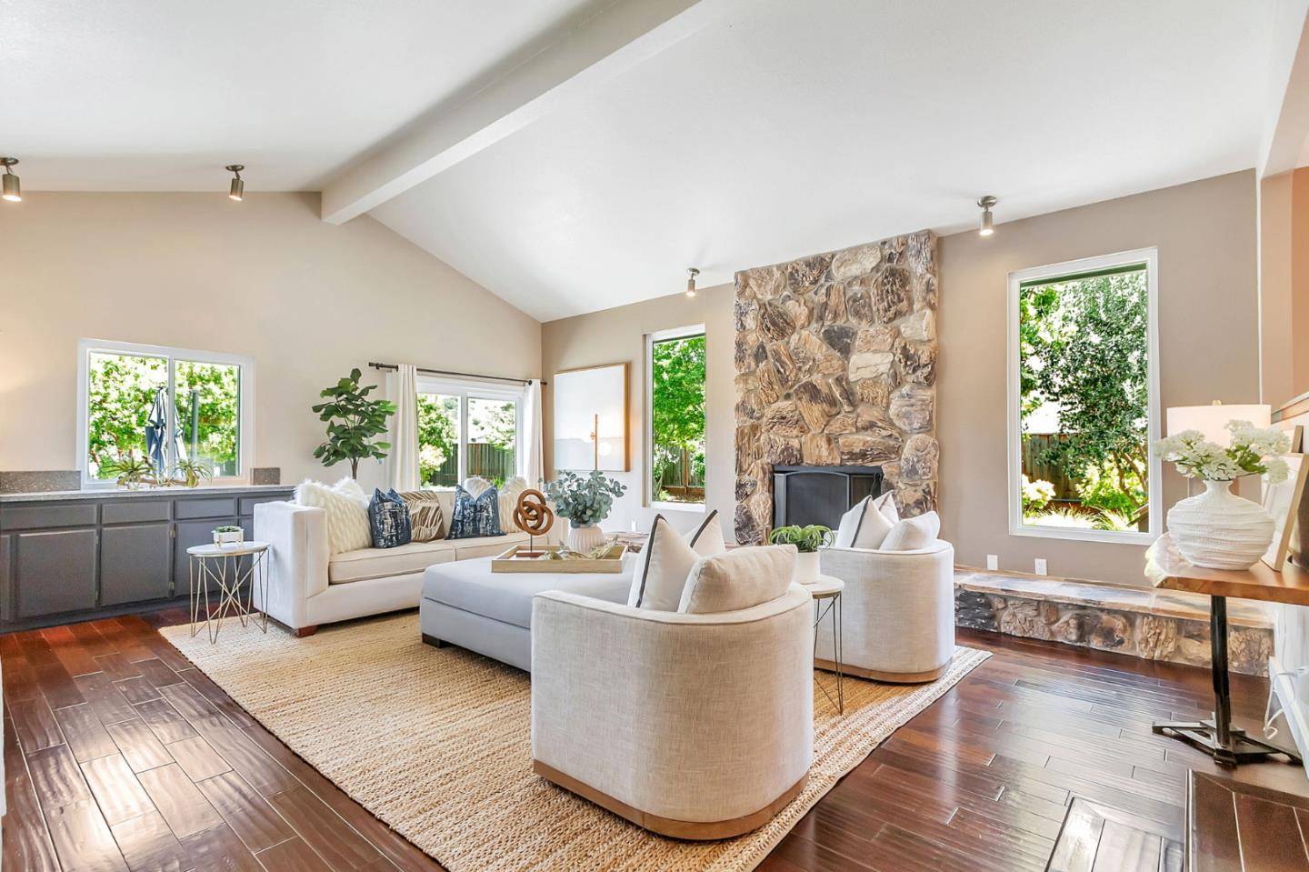 San Jose, CA 95123,710 Colleen DR