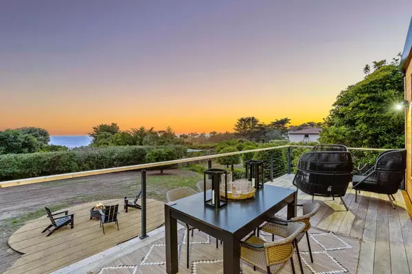 11 Yankee Point DR, Carmel, CA 93923