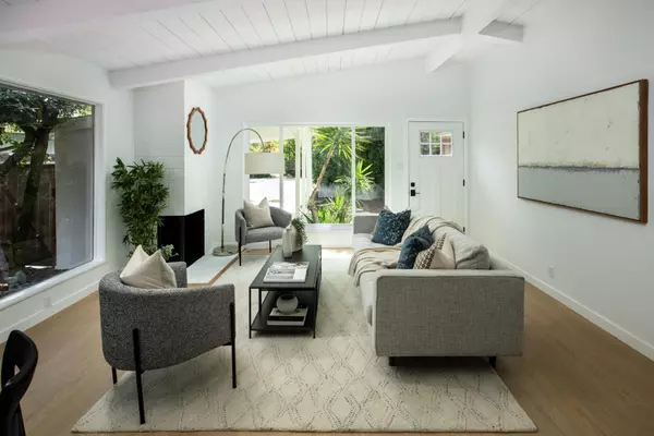 Palo Alto, CA 94306,3079 Waverley ST