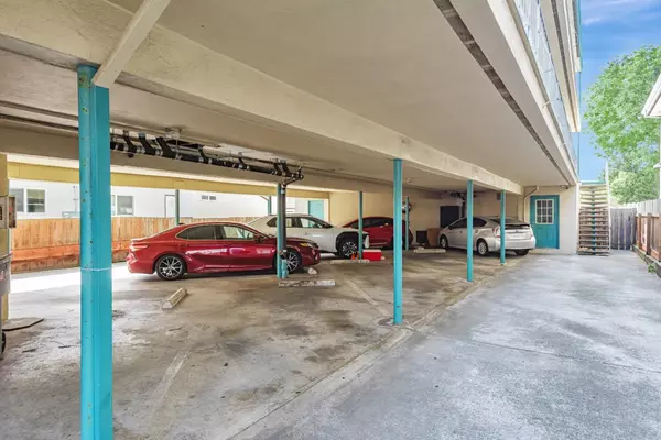 San Bruno, CA 94066,132 Santa Helena AVE
