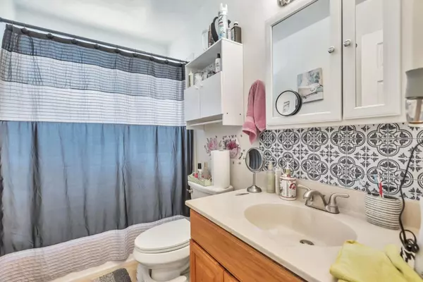 San Bruno, CA 94066,132 Santa Helena AVE