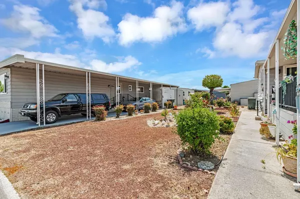 Morgan Hill, CA 95037,275 Burnett AVE 171