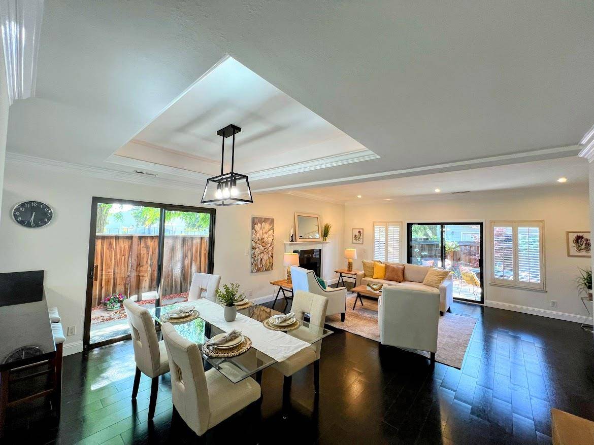 Foster City, CA 94404,801 Ram LN