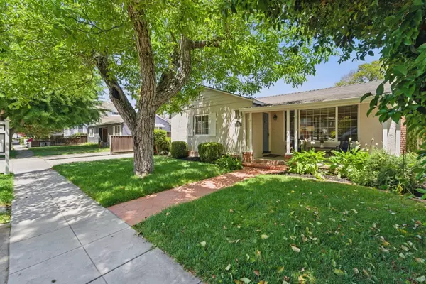 San Jose, CA 95125,1344 Iris CT