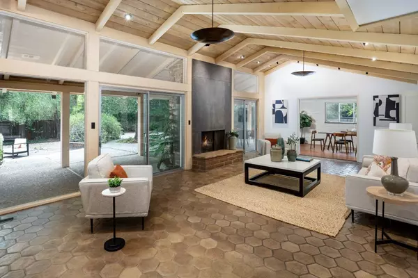 Stanford, CA 94305,843 Sonoma Terrace