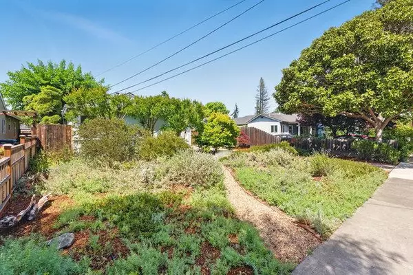 Menlo Park, CA 94025,843 15th AVE