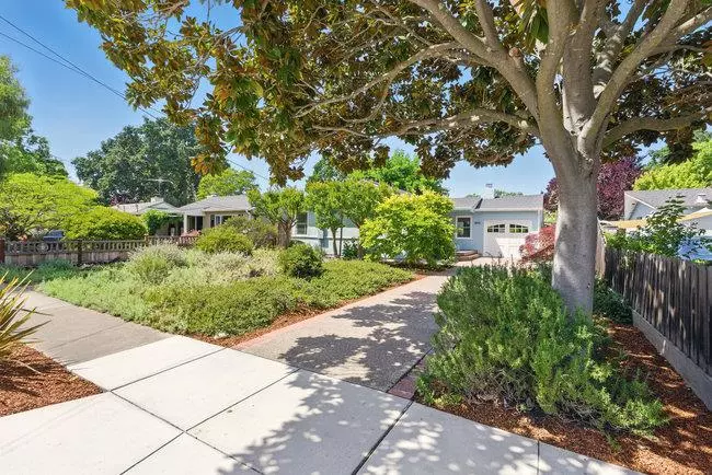 Menlo Park, CA 94025,843 15th AVE