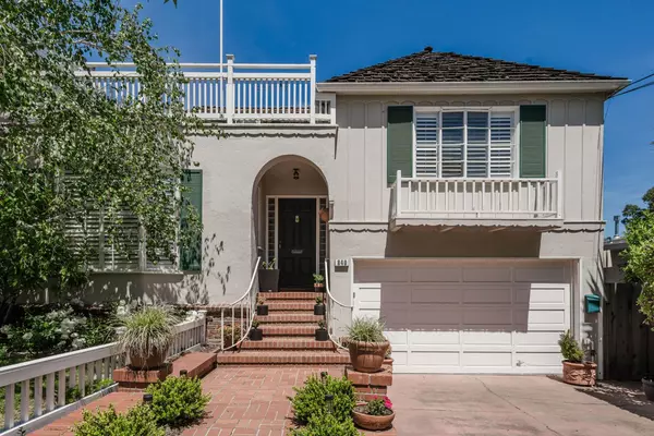 Burlingame, CA 94010,840 Edgehill DR