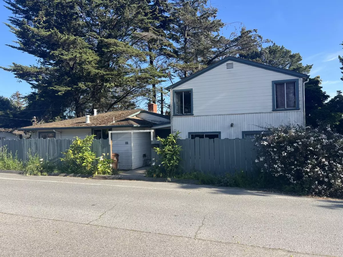 Santa Cruz, CA 95060,207 Grandview ST