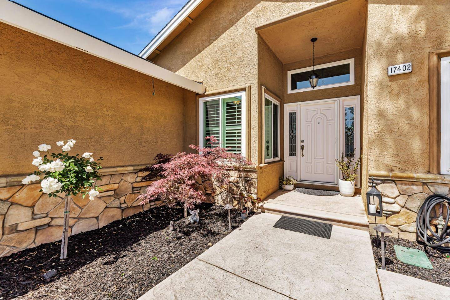 Morgan Hill, CA 95037,17402 Walnut Grove DR