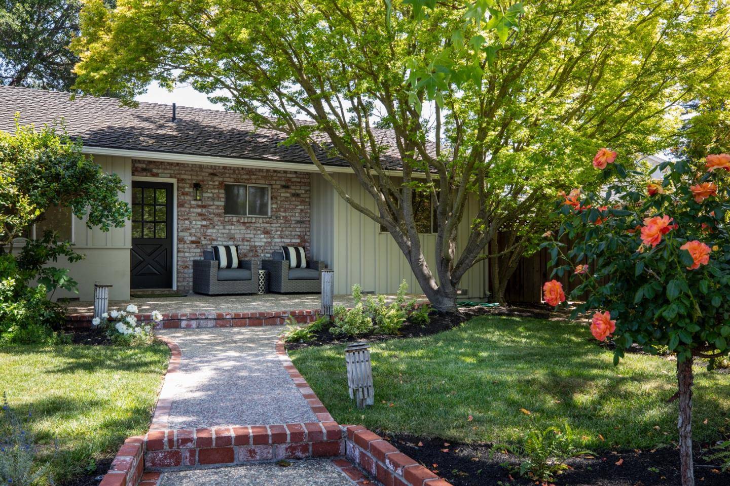 Los Altos, CA 94022,939 Carmel CT