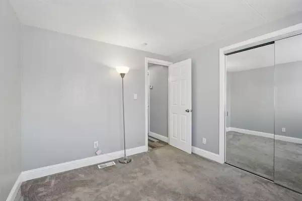 Redwood City, CA 94063,3015 E BAYSHORE RD 169