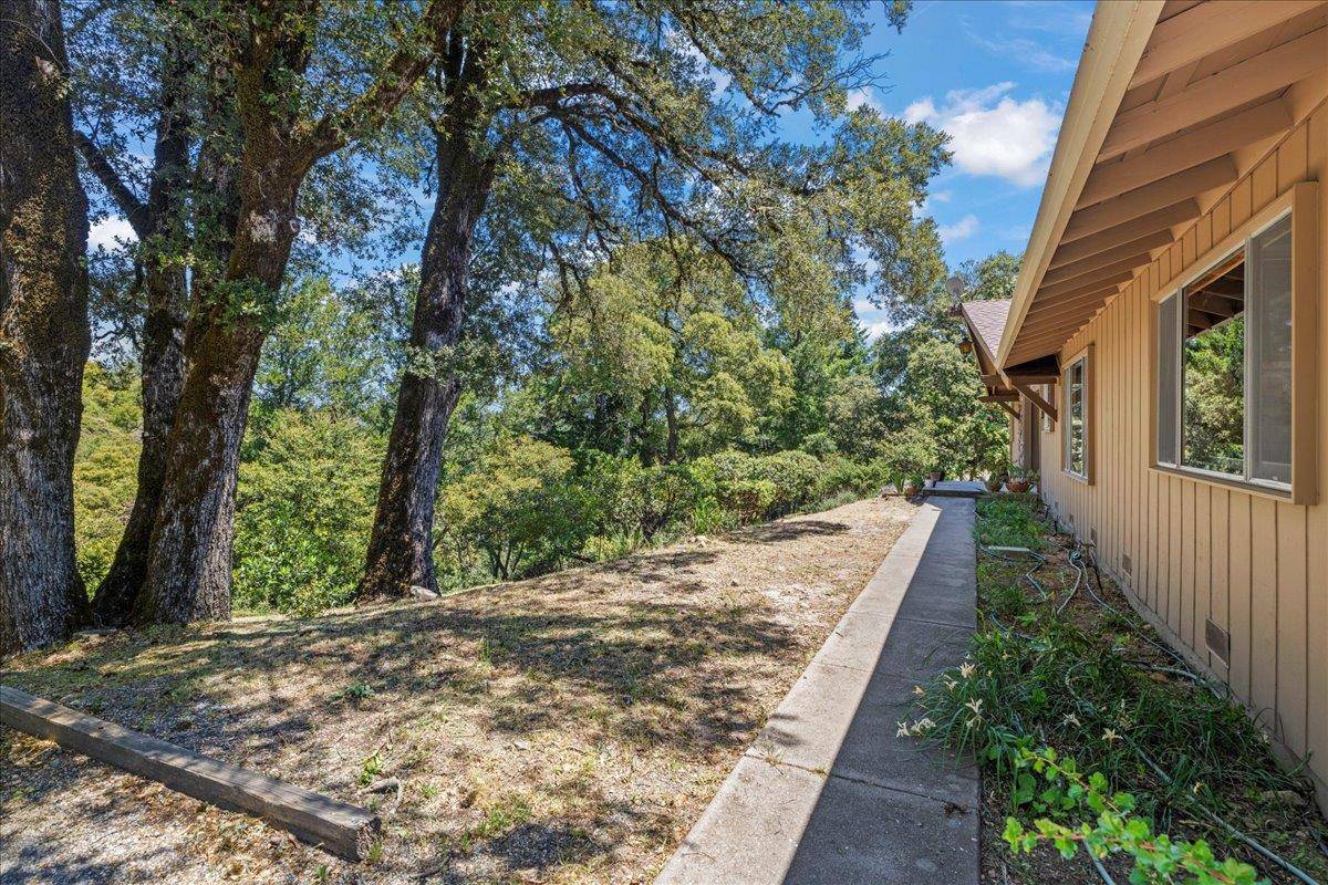 Los Gatos, CA 95033,18584 Favre Ridge RD