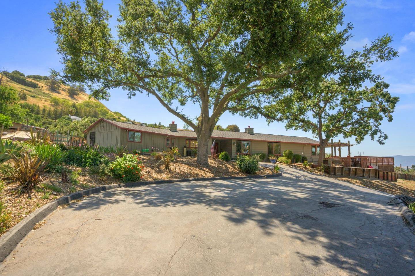 15946 Camino Vista WAY, San Jose, CA 95127
