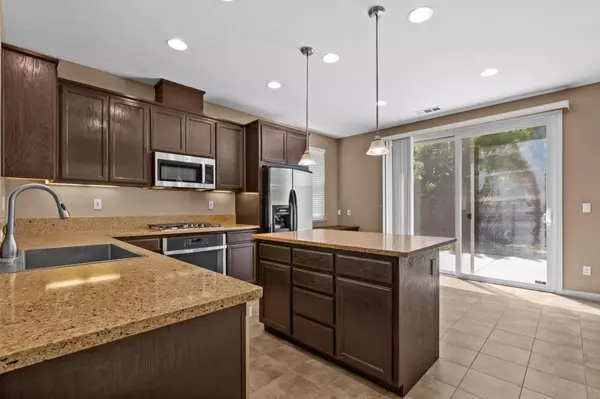 Manteca, CA 95337,1735 Bermuda PL