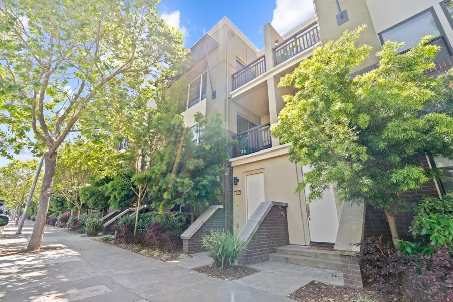 1207 66th ST, Oakland, CA 94608