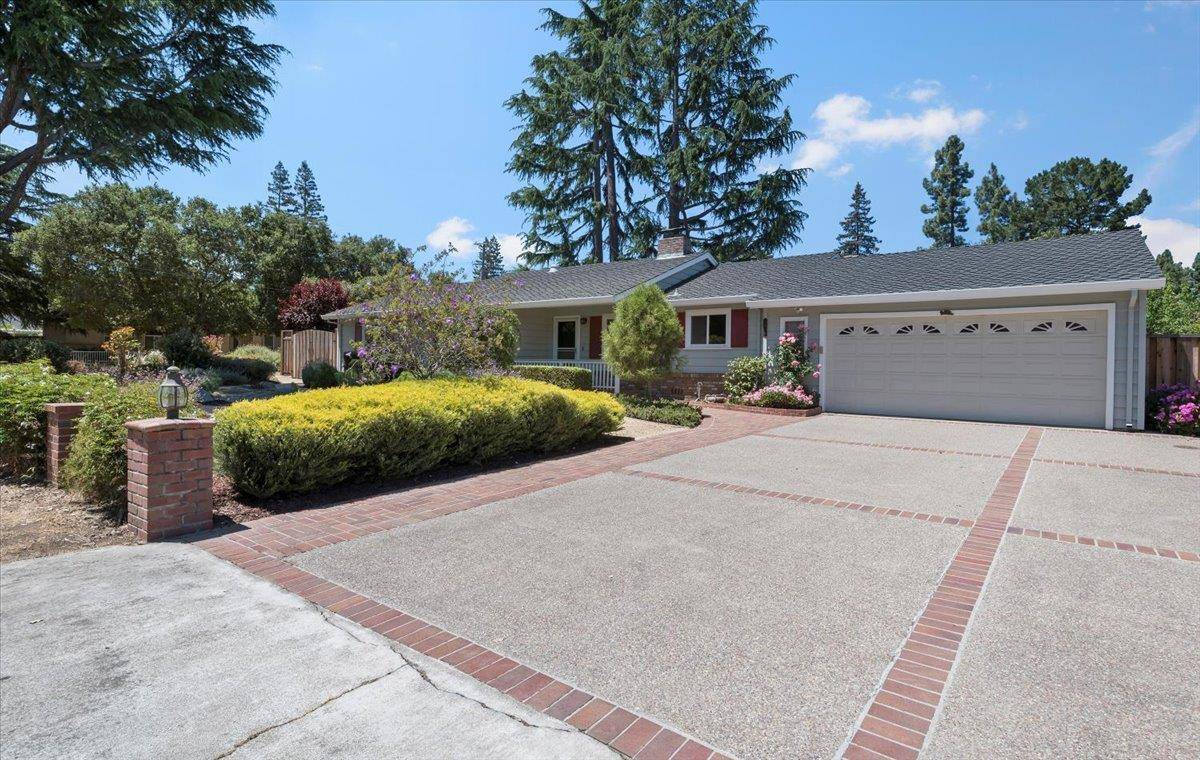 Los Altos, CA 94024,1480 Oakhurst AVE