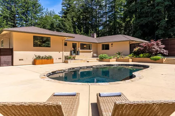 Soquel, CA 95073,140 Echo Ridge LN