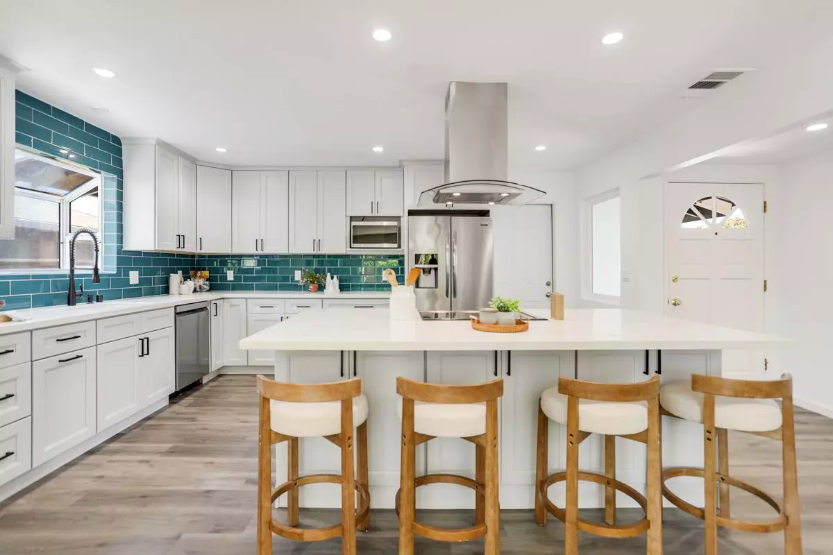 Santa Clara, CA 95051,2560 Monroe ST