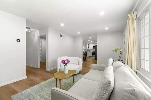 San Jose, CA 95138,5416 Demerest LN