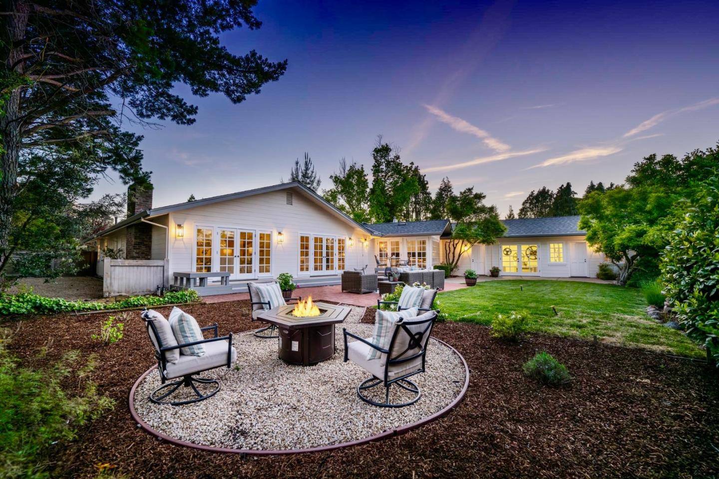 50 Roberts WAY, Hillsborough, CA 94010