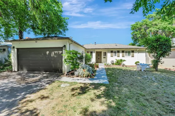 2105 Geneva DR, Modesto, CA 95350