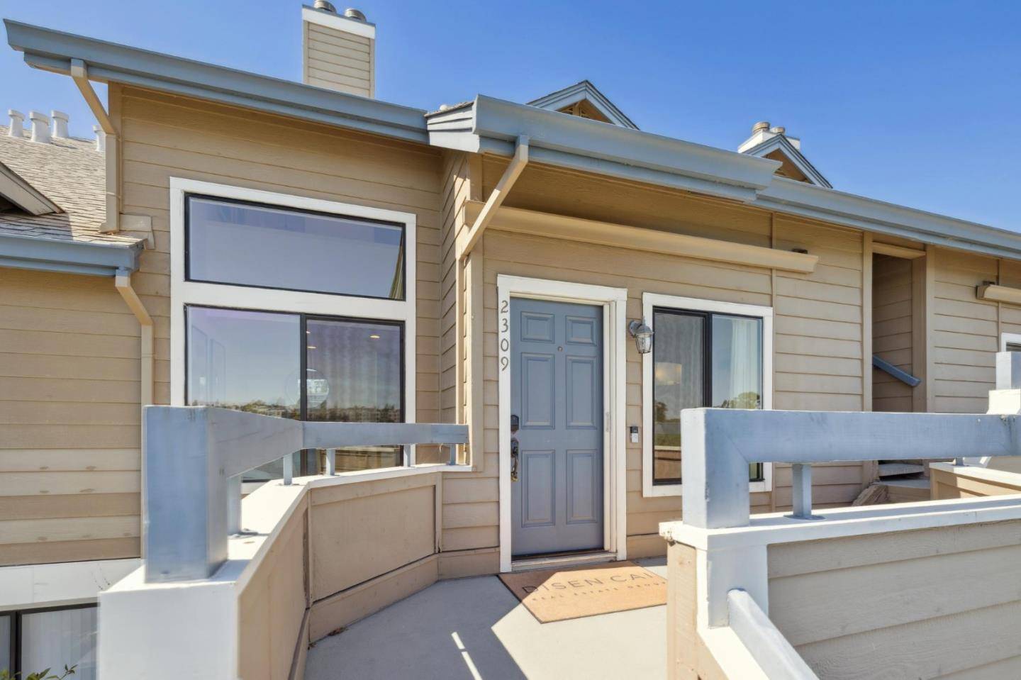 San Mateo, CA 94404,2309 Vista Del Mar