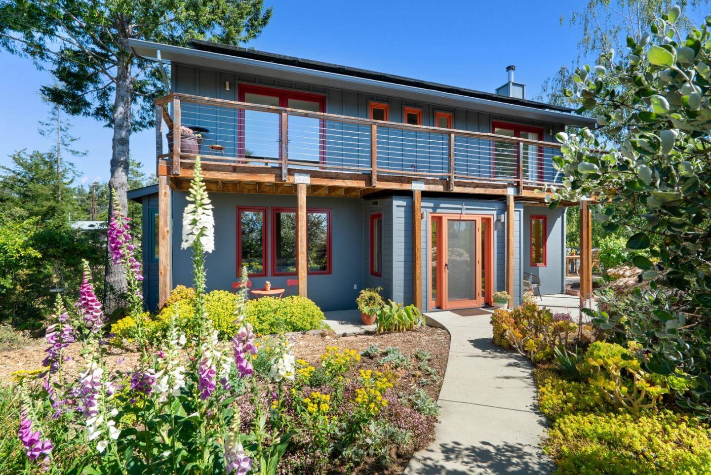 280 Azalea LN, Santa Cruz, CA 95060