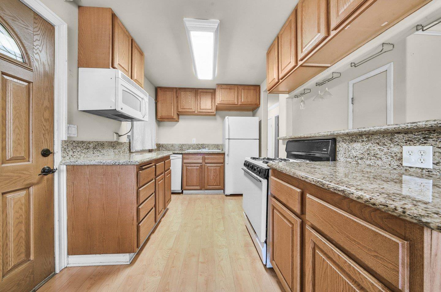 San Jose, CA 95133,2989 Betsy WAY