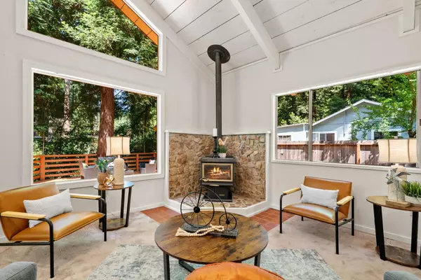 Boulder Creek, CA 95006,134 Lorenzo LN