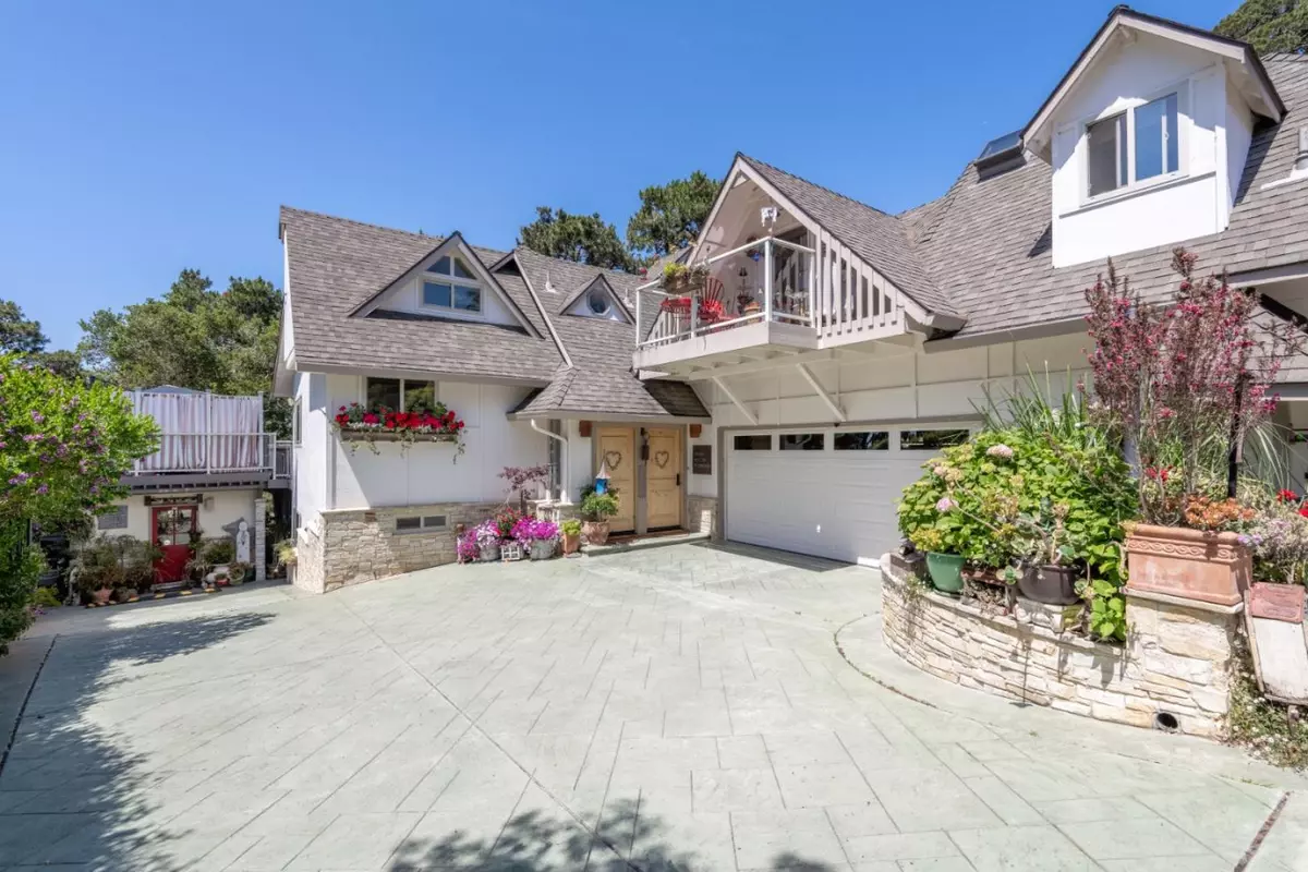 Carmel, CA 93923,24694 Dolores ST