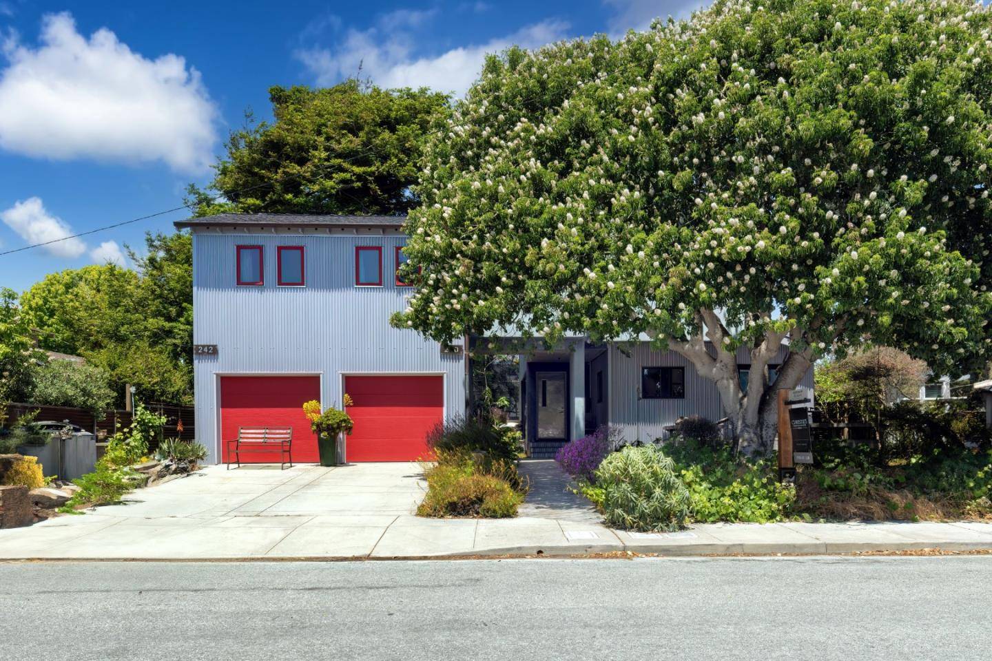 Santa Cruz, CA 95060,240 Sunset AVE