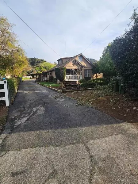 940 Llagas RD, Morgan Hill, CA 95037