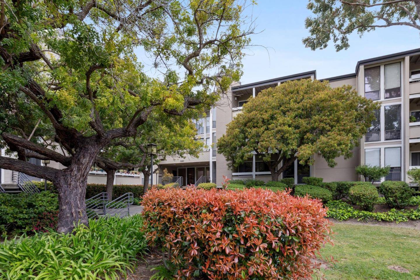 Foster City, CA 94404,1061 Beach Park BLVD 108