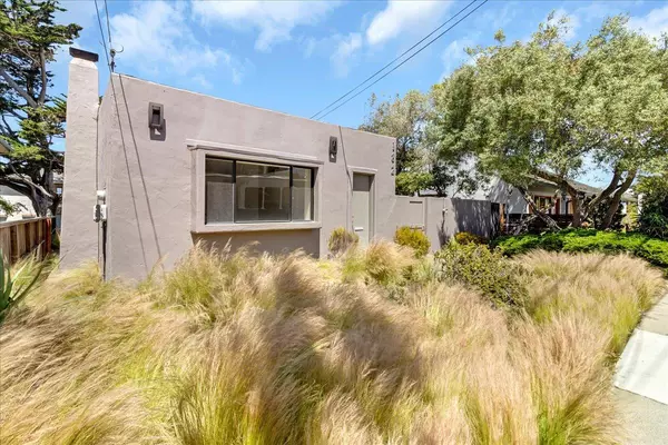 Monterey, CA 93940,182 El Dorado ST