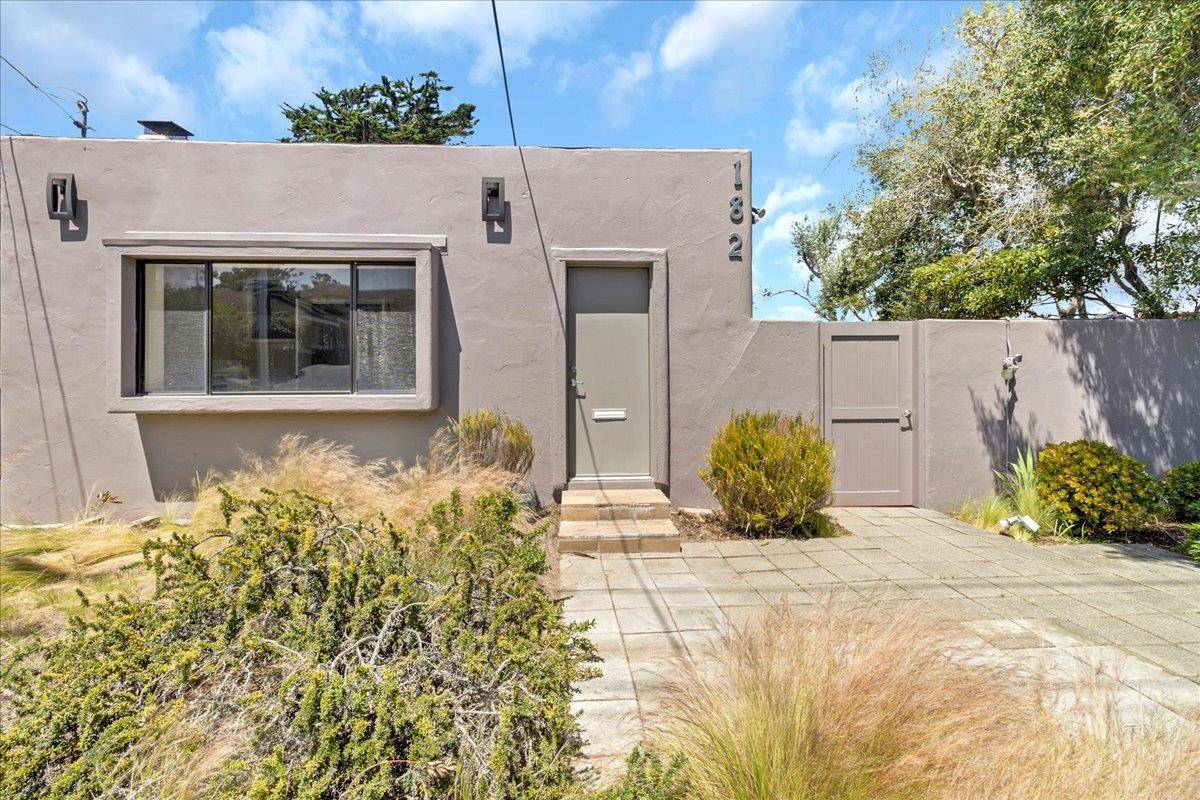 182 El Dorado ST, Monterey, CA 93940