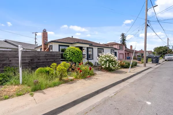 Watsonville, CA 95076,630 California ST