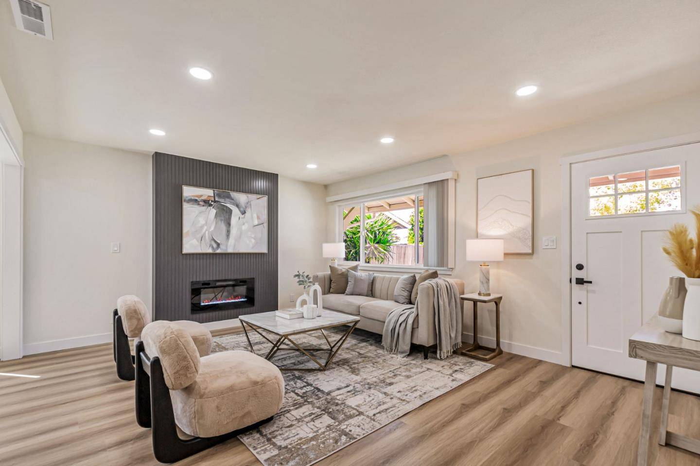 San Jose, CA 95111,3384 Pitcairn WAY