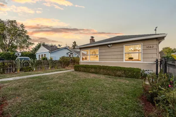 Redwood City, CA 94063,1064 15th AVE