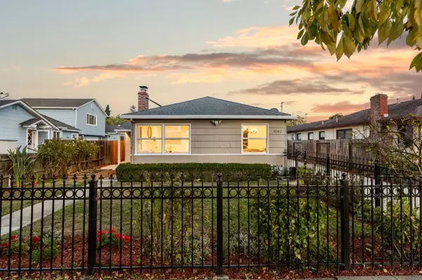 Redwood City, CA 94063,1064 15th AVE