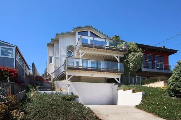 Watsonville, CA 95076,51 Sunset DR
