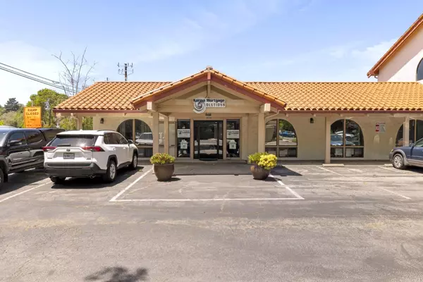 Capitola, CA 95010,830 Bay AVE