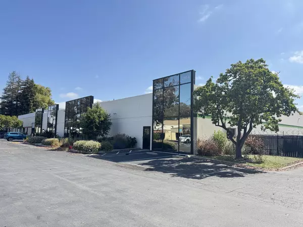 Sunnyvale, CA 94089,1290 Reamwood AVE A - B